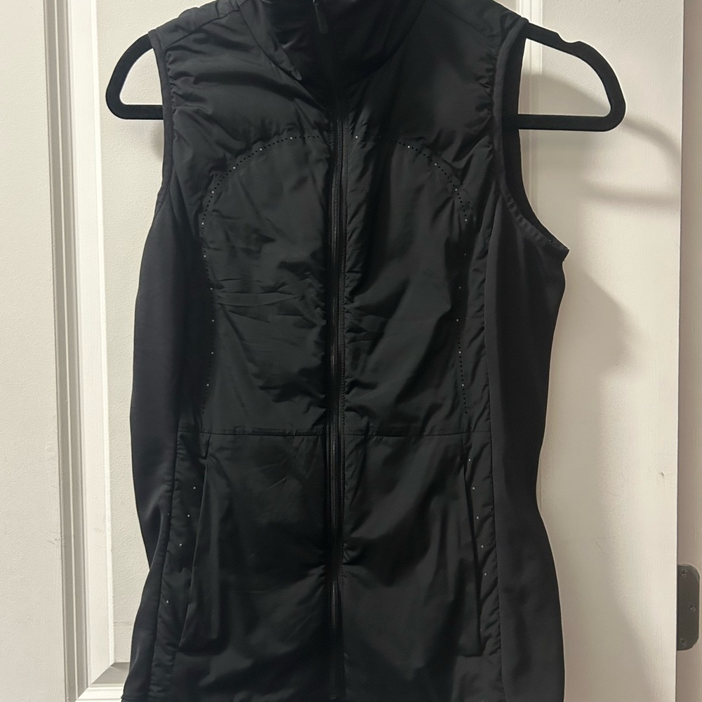 Lululemon Black vest